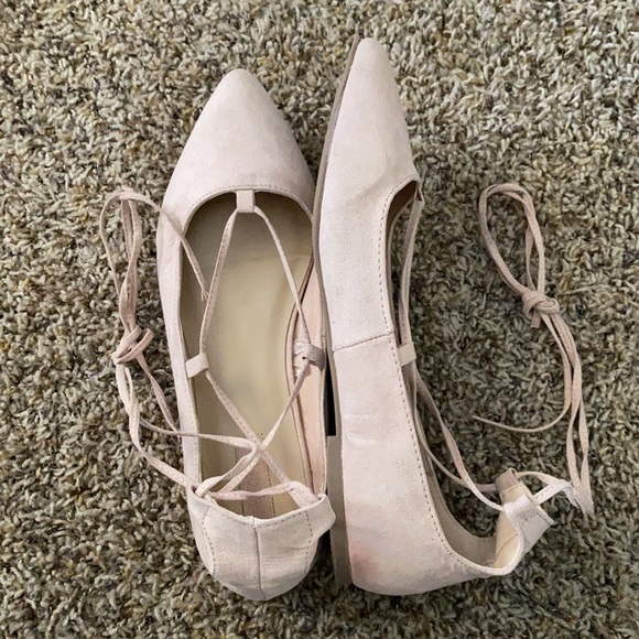Blush flats - Picture 2 of 2